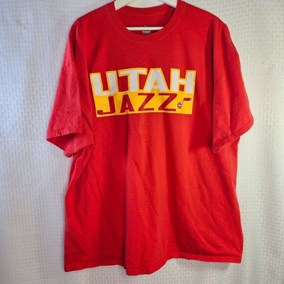 Utah Jazz Ricky Rubio #3 Red T-Shirt 2XL Majestic NBA Fan Apparel - Picture 1 of 5
